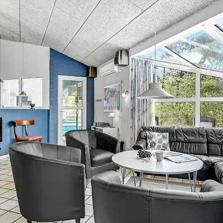 Nyaraló Awesome In Glesborg With Kitchen *