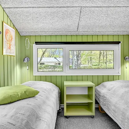 Awesome In Glesborg With Kitchen Fjellerup Strand