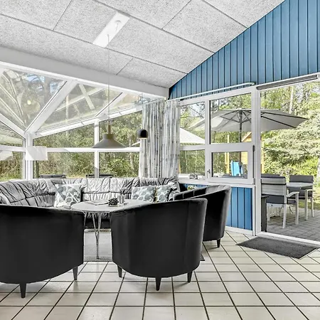 Awesome In Glesborg With Kitchen Fjellerup Strand