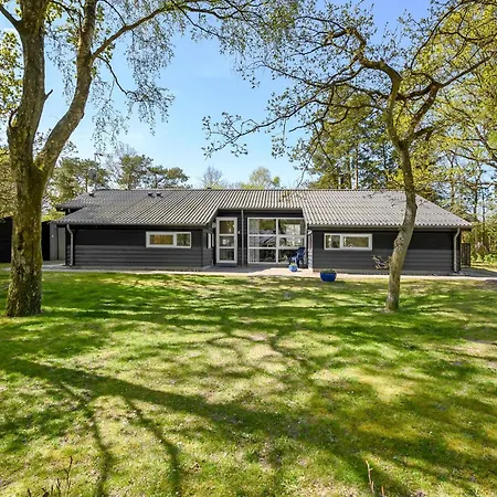 Nyaraló Awesome In Glesborg With Kitchen Glesborg